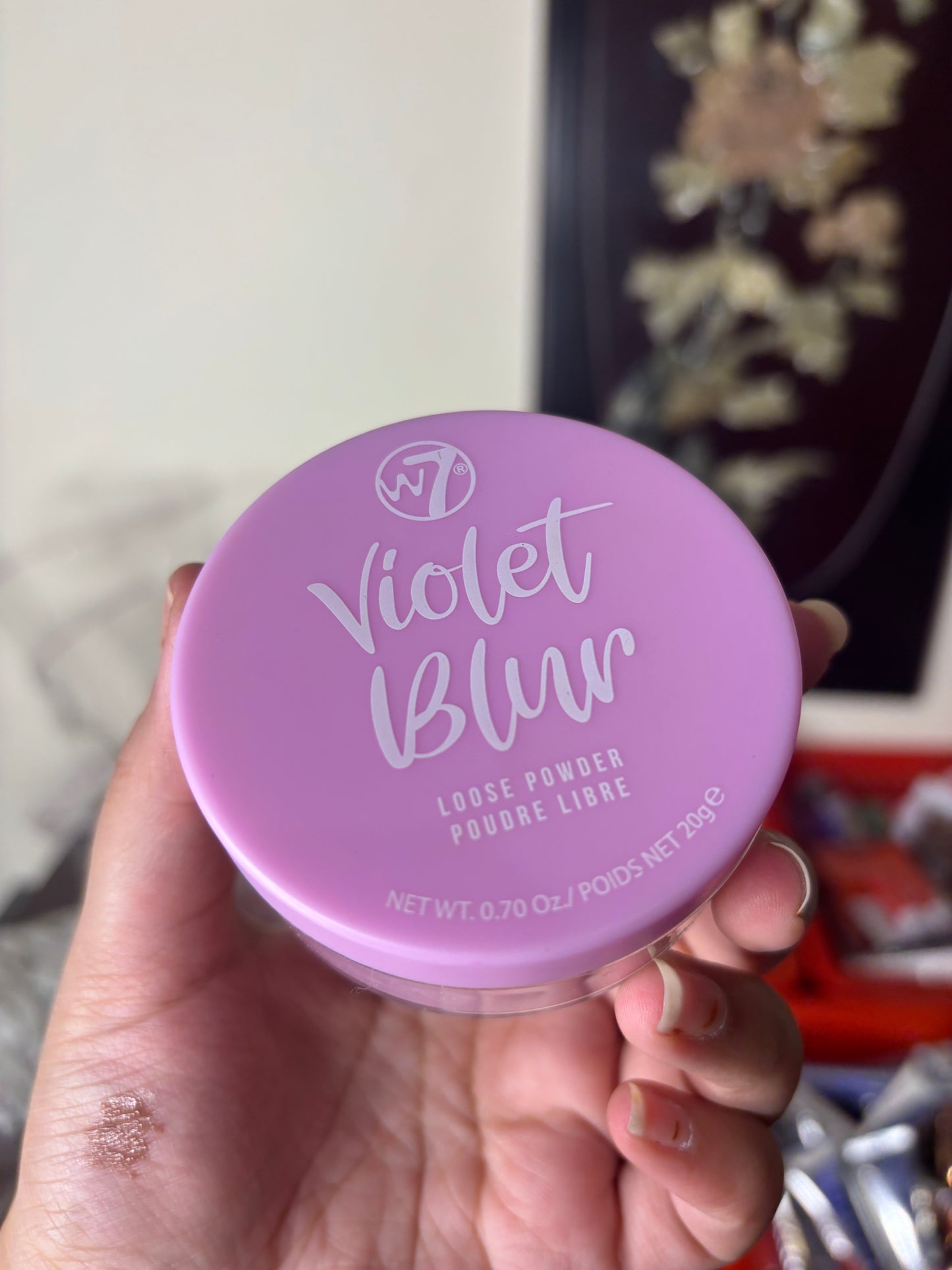 W7 Violet Blur Loose Powder