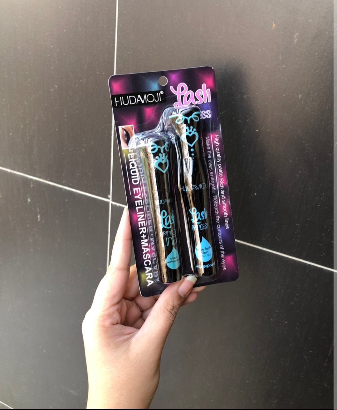 Huda Moji mascara and liner set