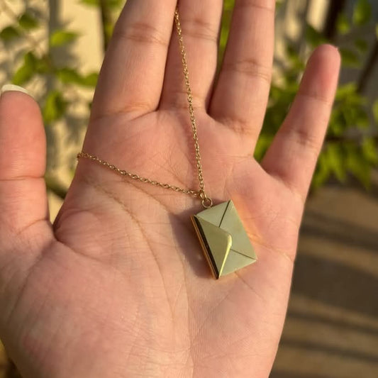 Envelope necklace with I love you card inside
