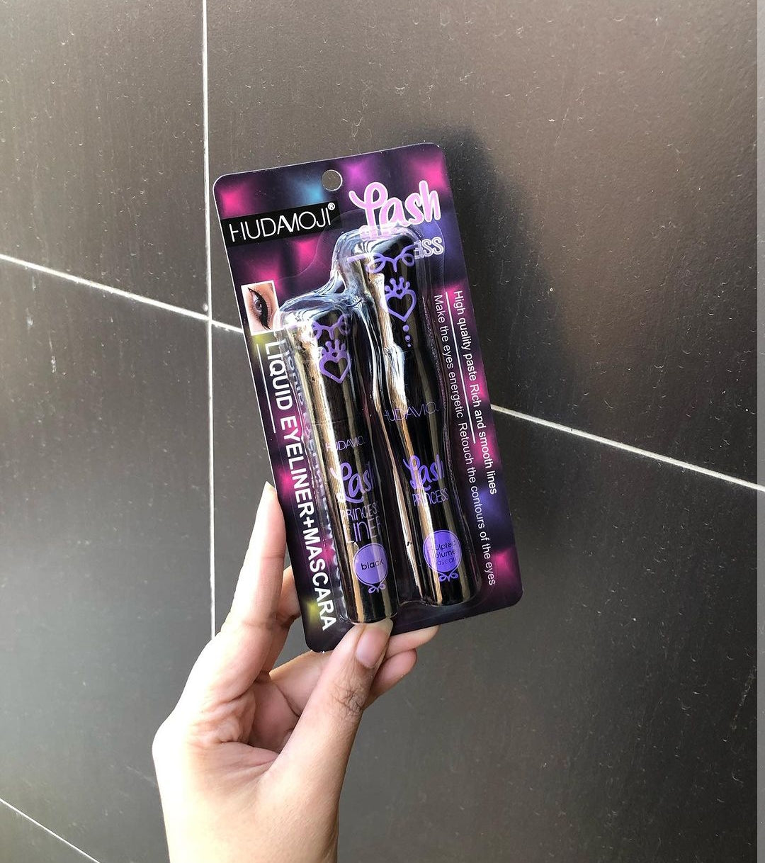 Huda Moji mascara and liner set