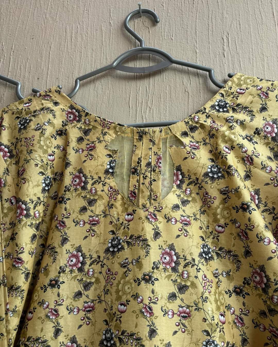 Yellow Floral 2pc matching set with organza detailing