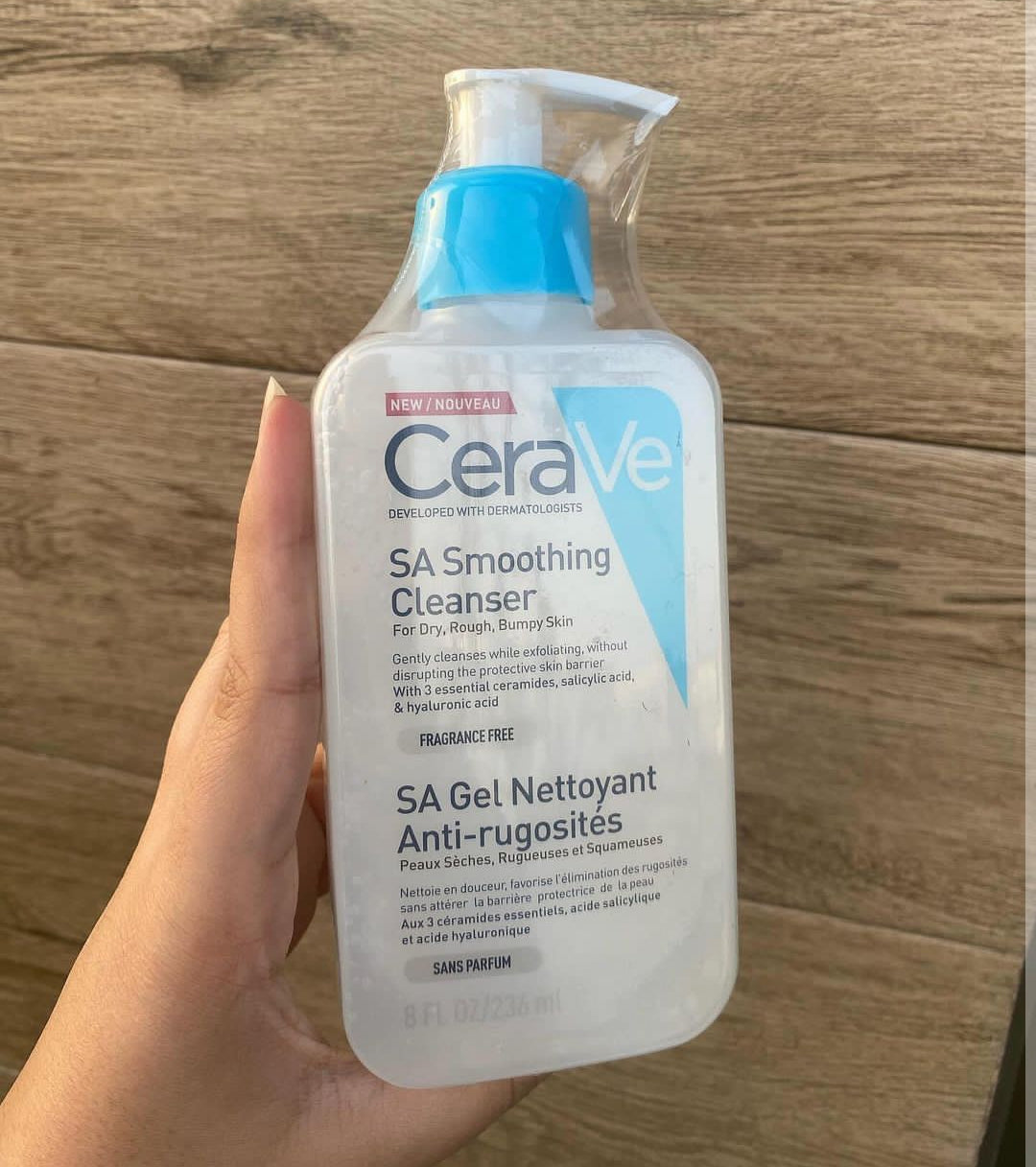 Cerave SA smoothing cleanser for dry to very dry skin