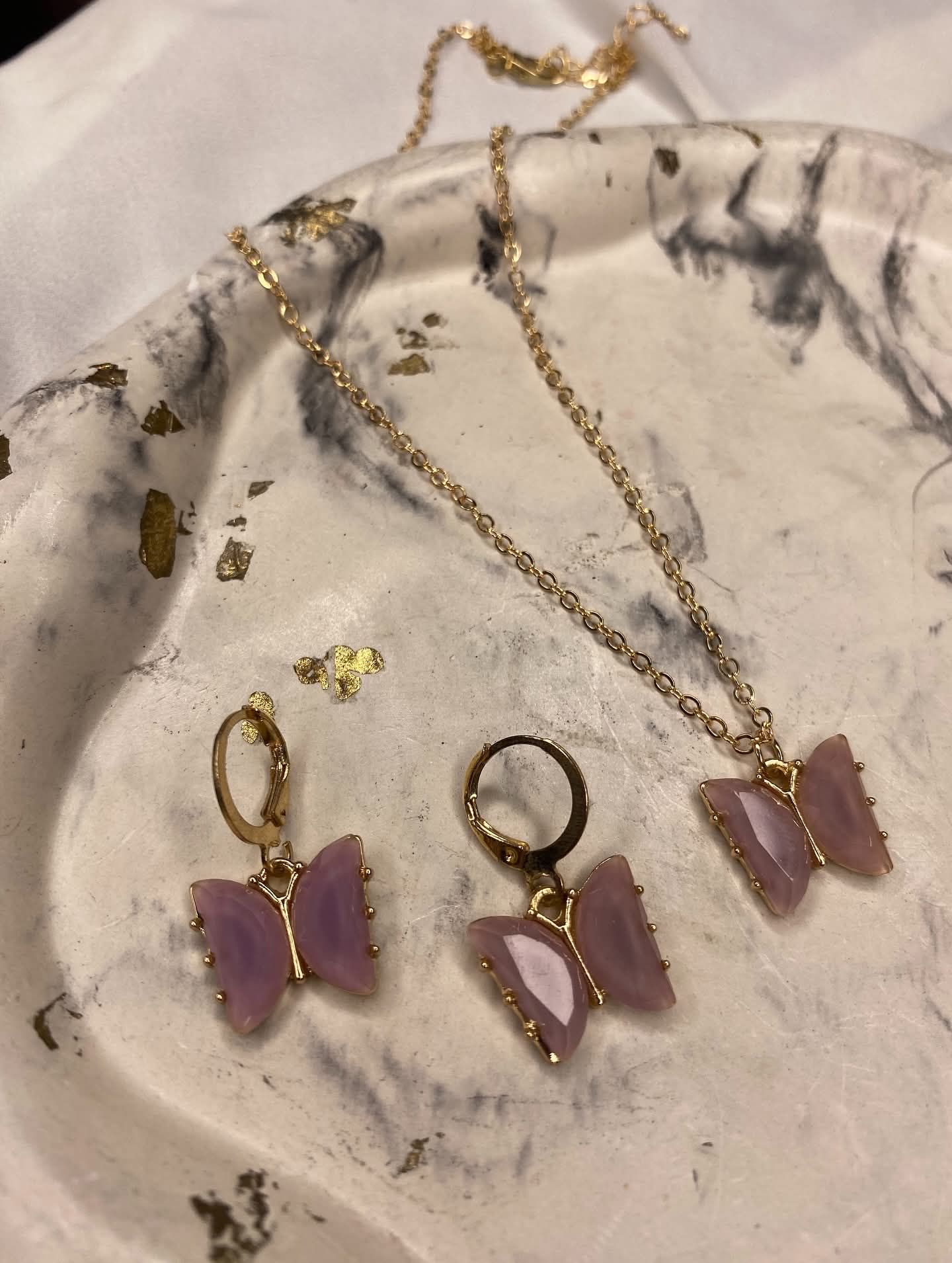 Pink stone butterfly set of pendant and hoops