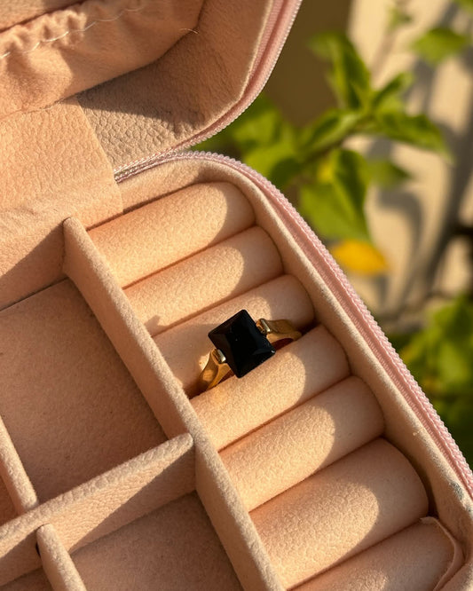 Black stone ring