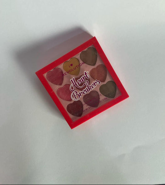 Makeup Revolution Heart Breaker Palette