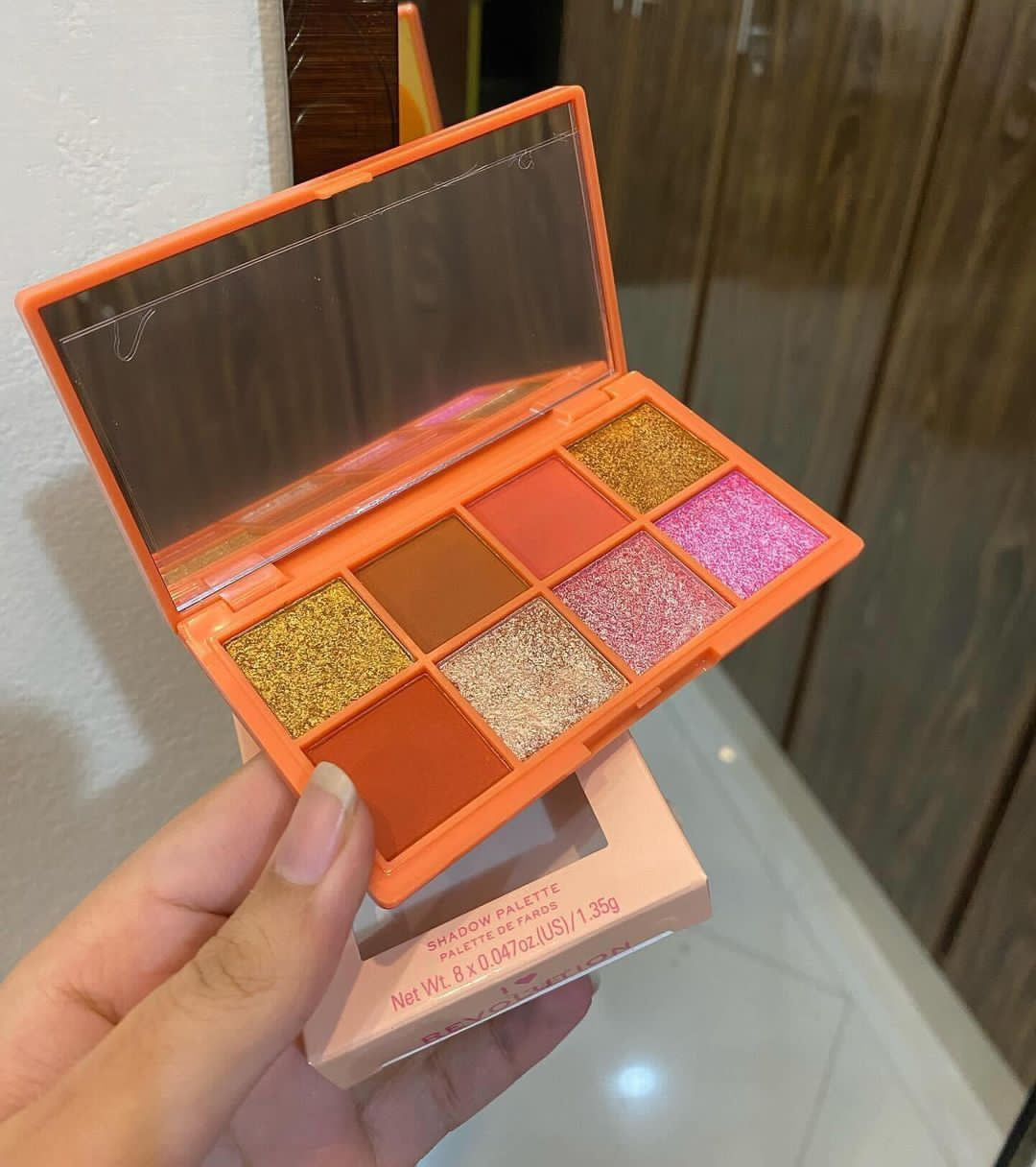 Makeup Revolution Tasty Peach Palette