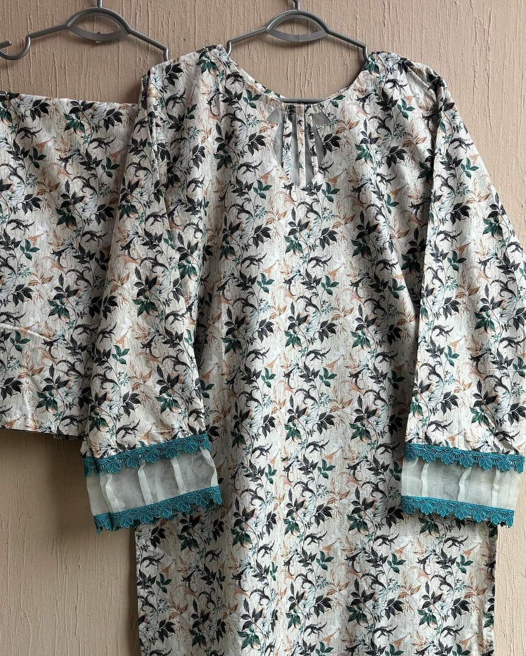 Green Floral 2pc Matching Set with Organza Detailing