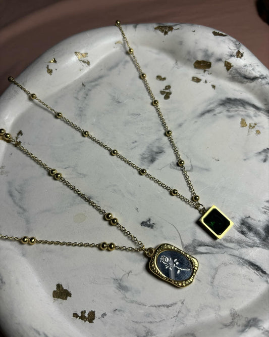 Flower stamped necklace