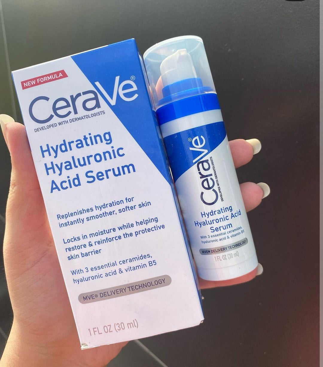 CeraVe Hydrating Hyaluronic Acid Serum